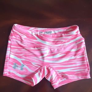 Girls YXS Underarmour shorts